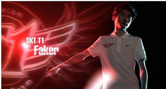 LCK季前赛中路选手分配： faker 担任辅助， Chovy 担任上路，徐秀担任AD