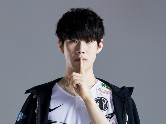 资讯《绝地求生》五周年渔夫帽虎怎么获得 五周年渔夫帽获得方法